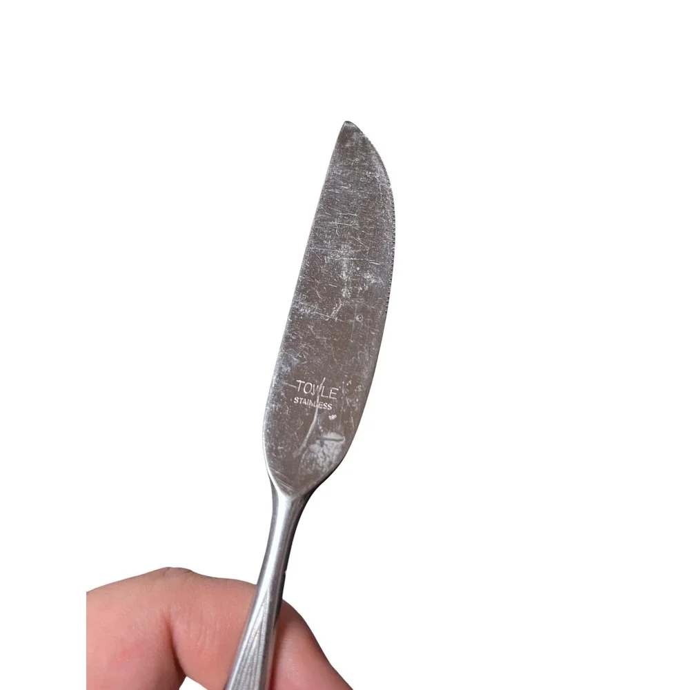 Towle Stainless Steel Butter Knife Silverware with Ribbed‎ Handle